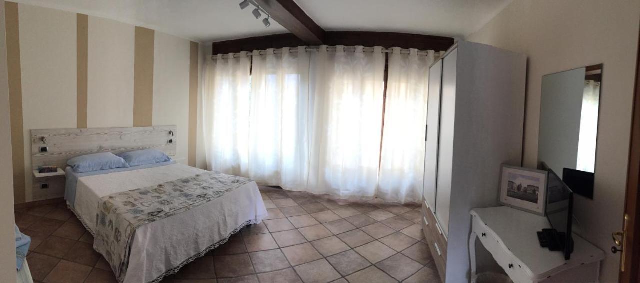 B&B Sotto Le Mura Павоне-Канавезе Экстерьер фото